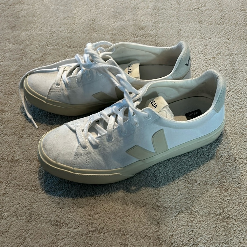 Veja White Canvas Low-Top Sneakers